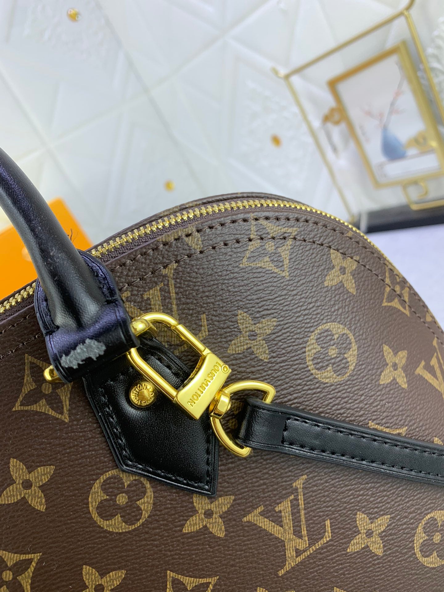 2XE337BDE Stylish leather bag 