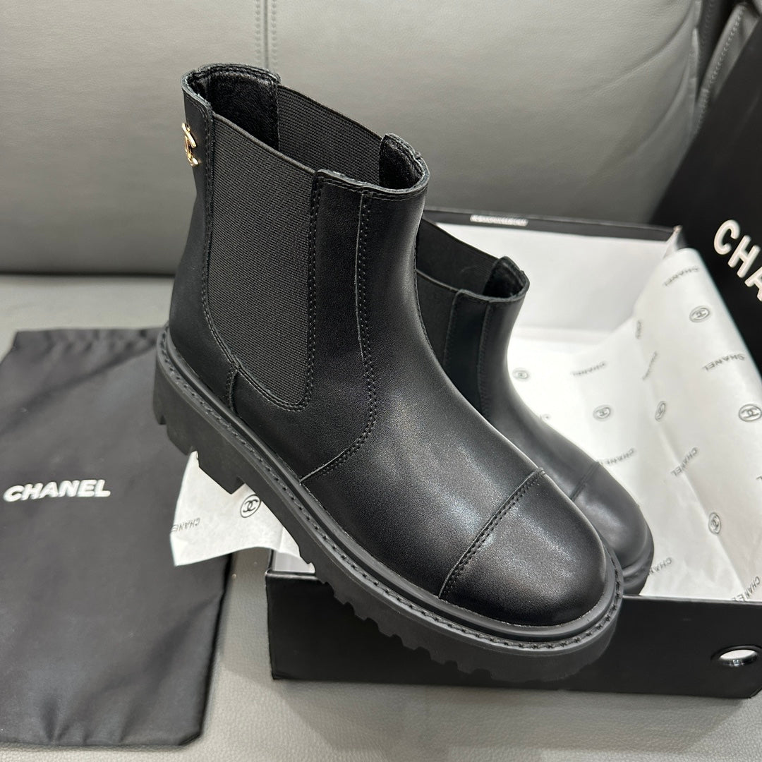 1JC13ZDE Stylish leather boots