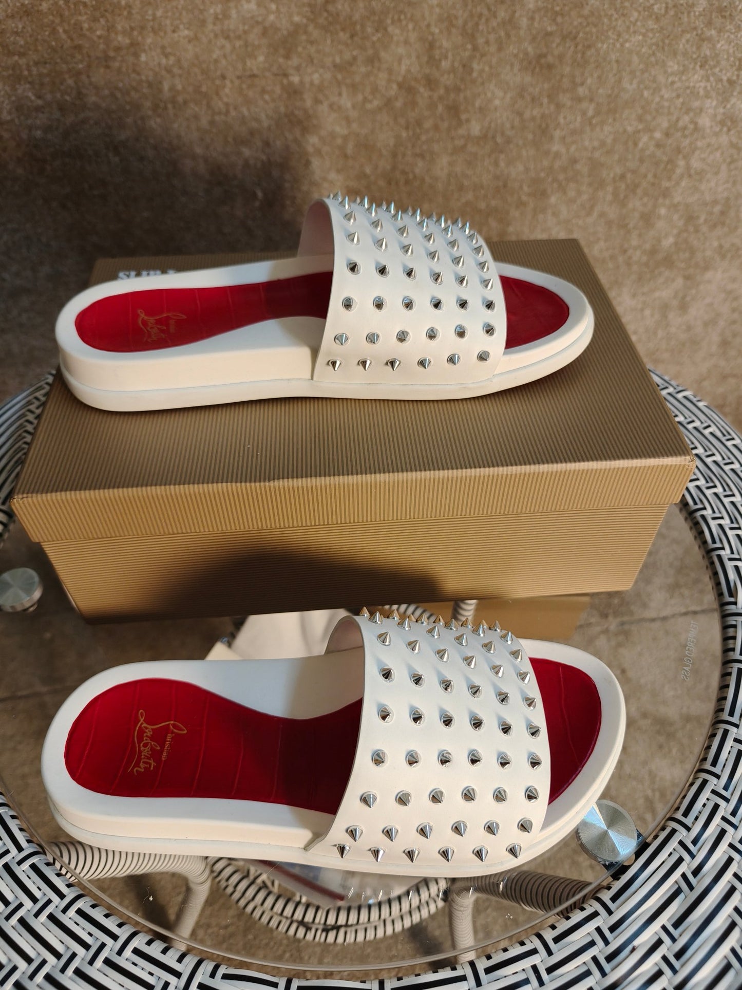 J4A18ZDE Stylish Slippers