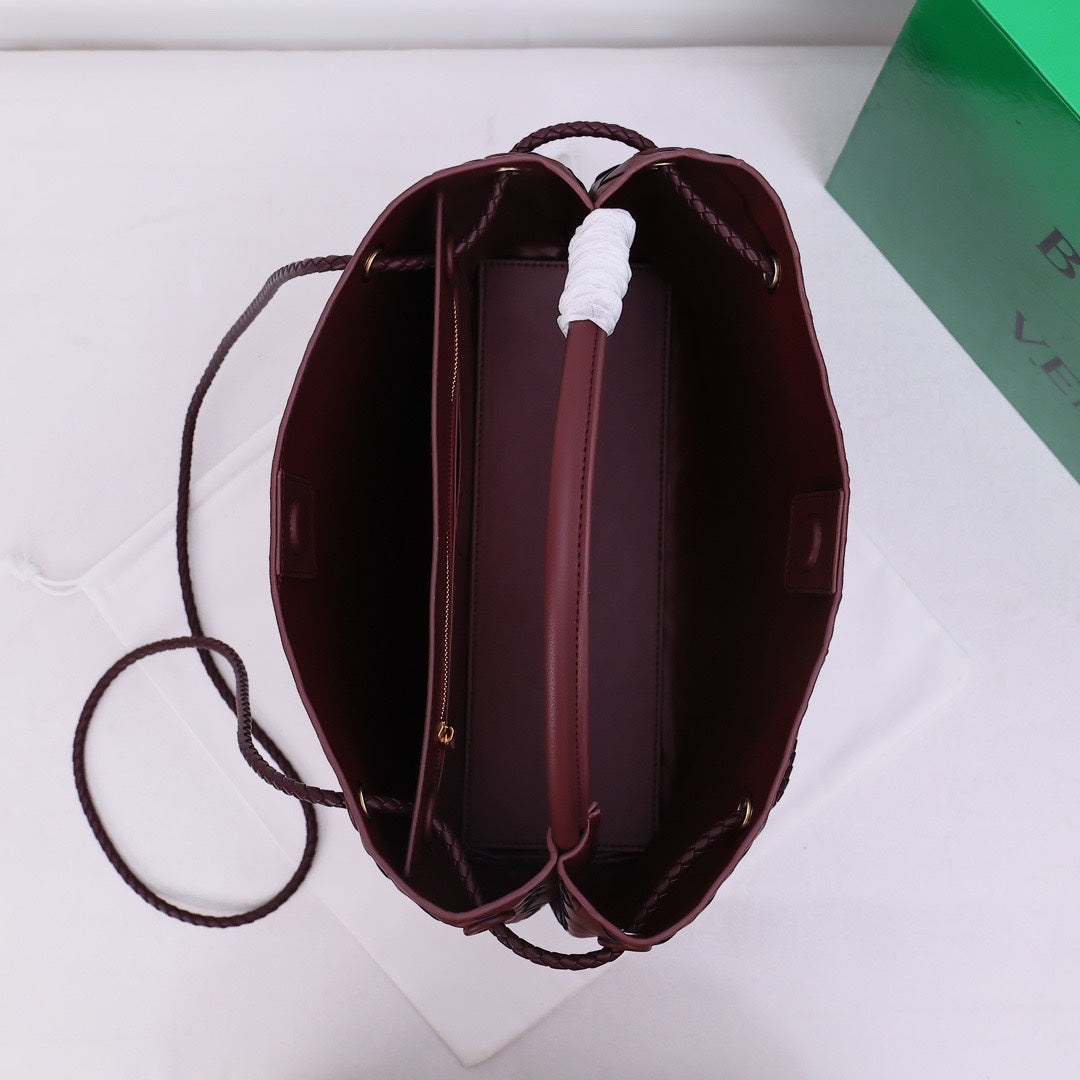 1XA80BDE Stylish leather bag