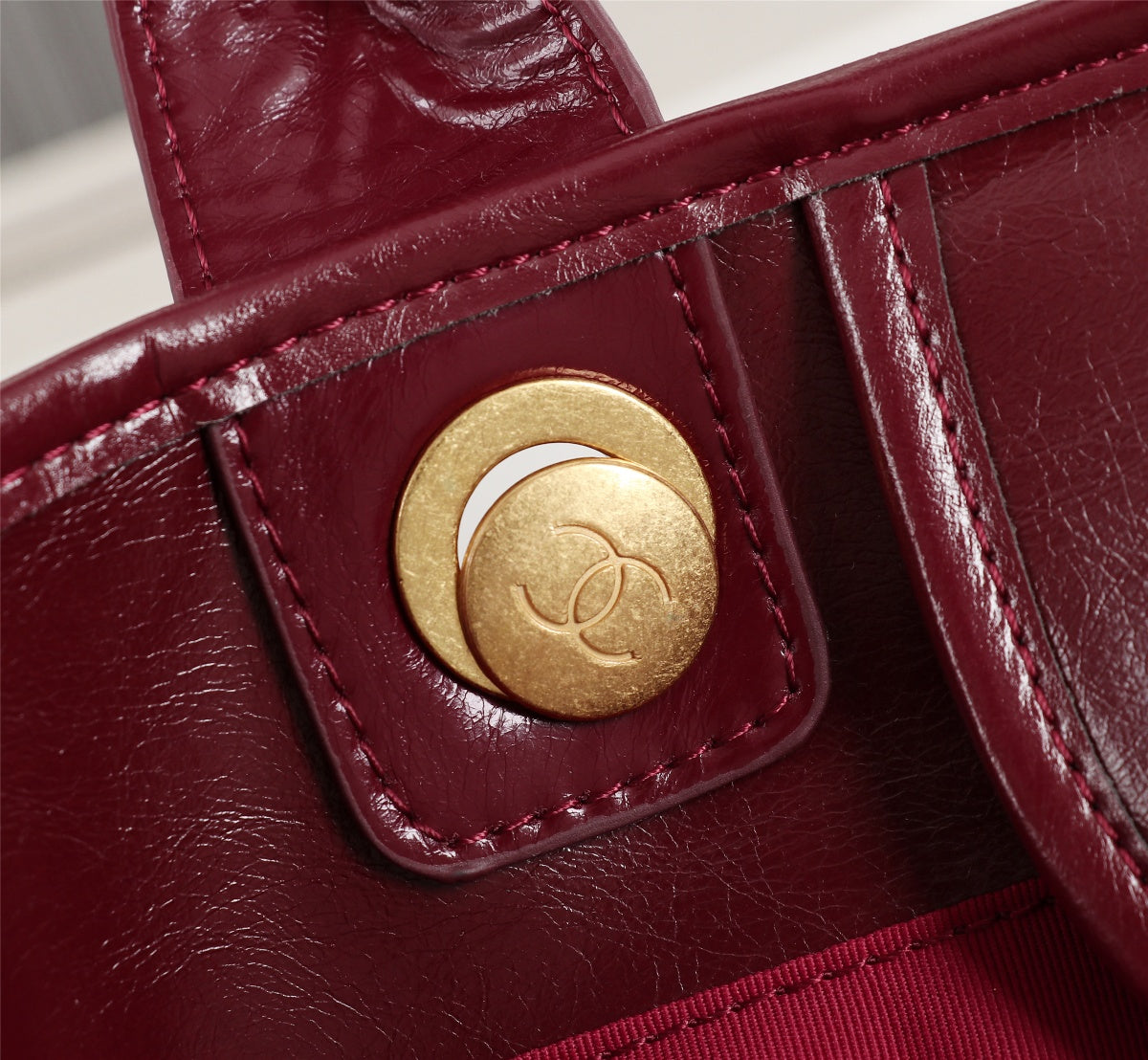 2XC296BDE Stylish leather bag 