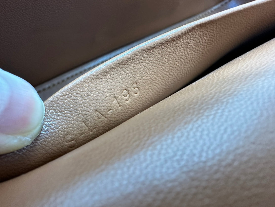 1XCL286BDE Stylish leather bag 