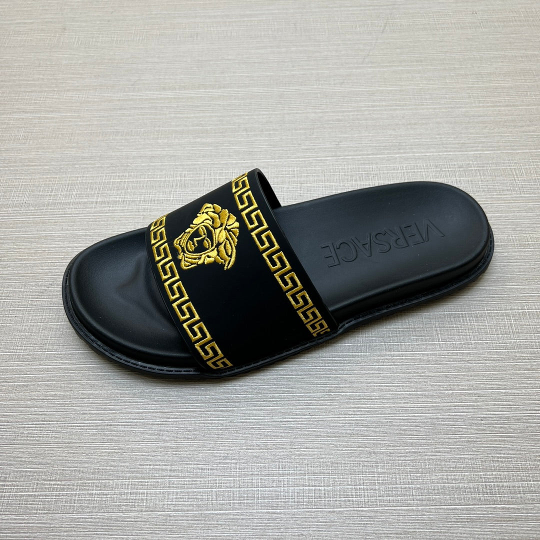 54V53ZDE Stylish slippers