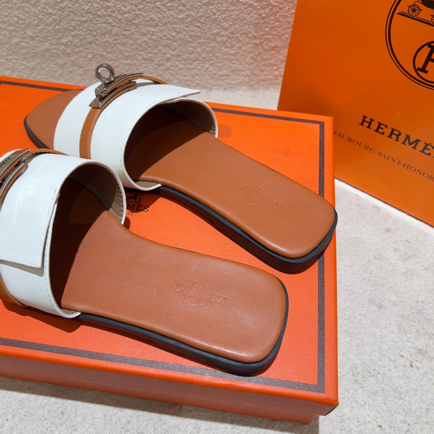 14H201ZDE Stylish Slippers