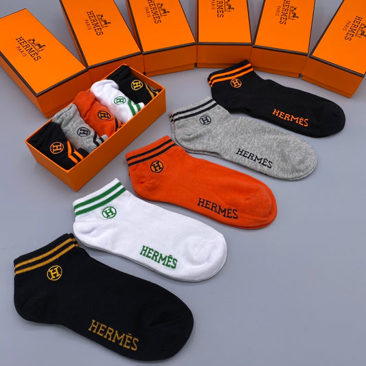 235QH57SDE Stylish socks(5 pairs )