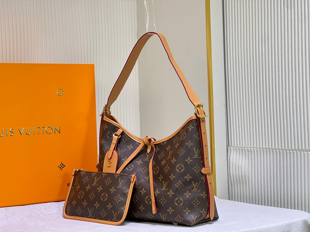 1XE147BDE Stylish leather bag 