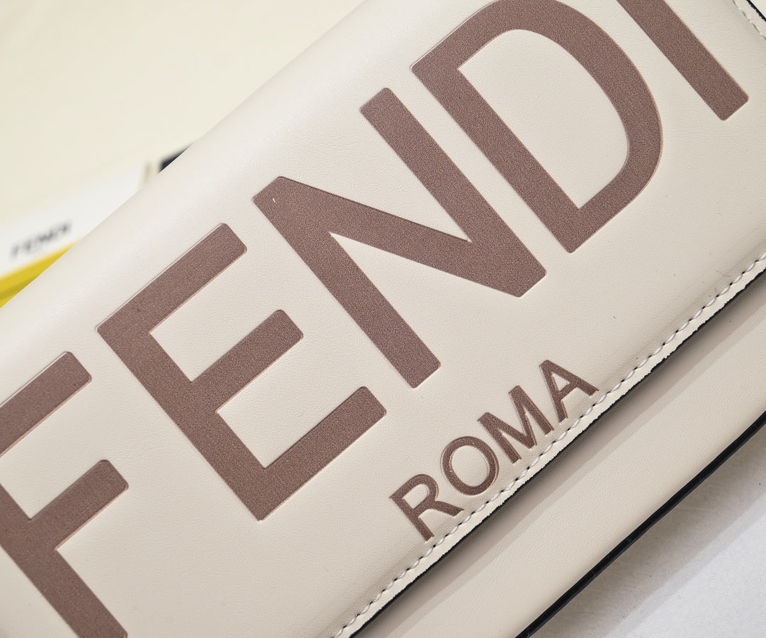 2XF301BDE Stylish leather bag 