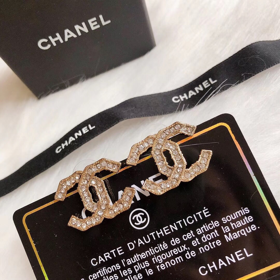 14C54EDE Stylish Earrings