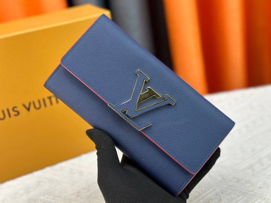 1XE74BDE Stylish leather wallets with package