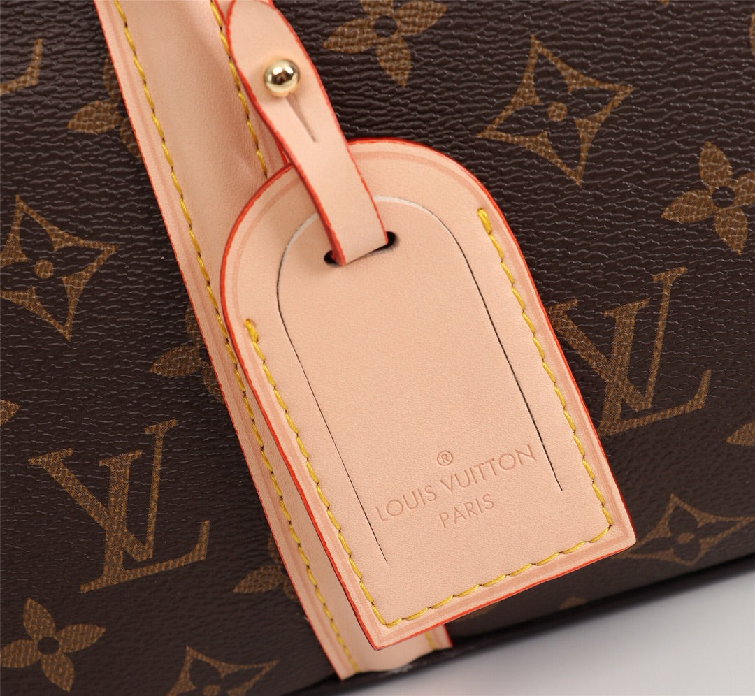 2XE343BDE Stylish leather bag 