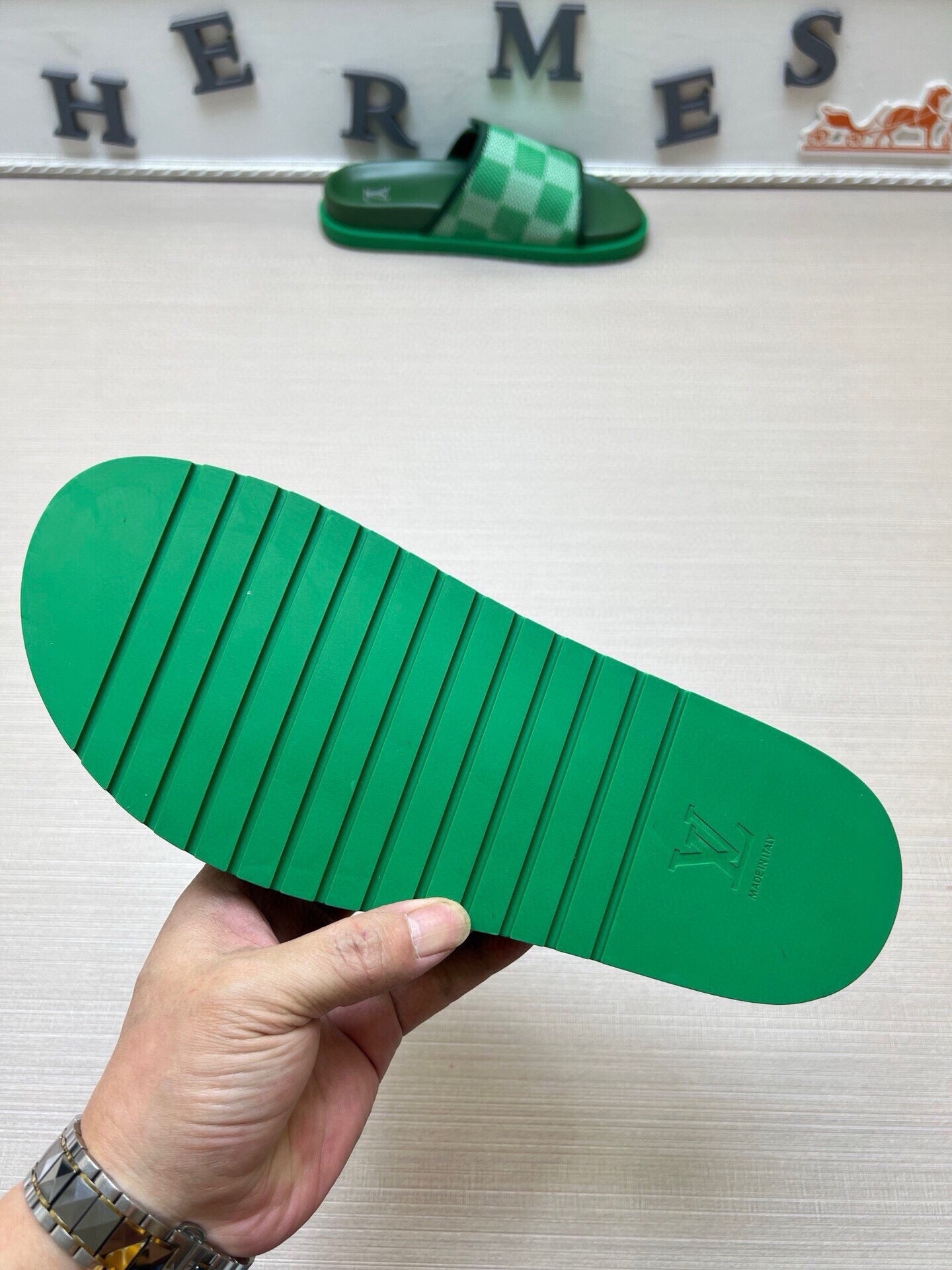 5LE208ZDE Stylish Slippers