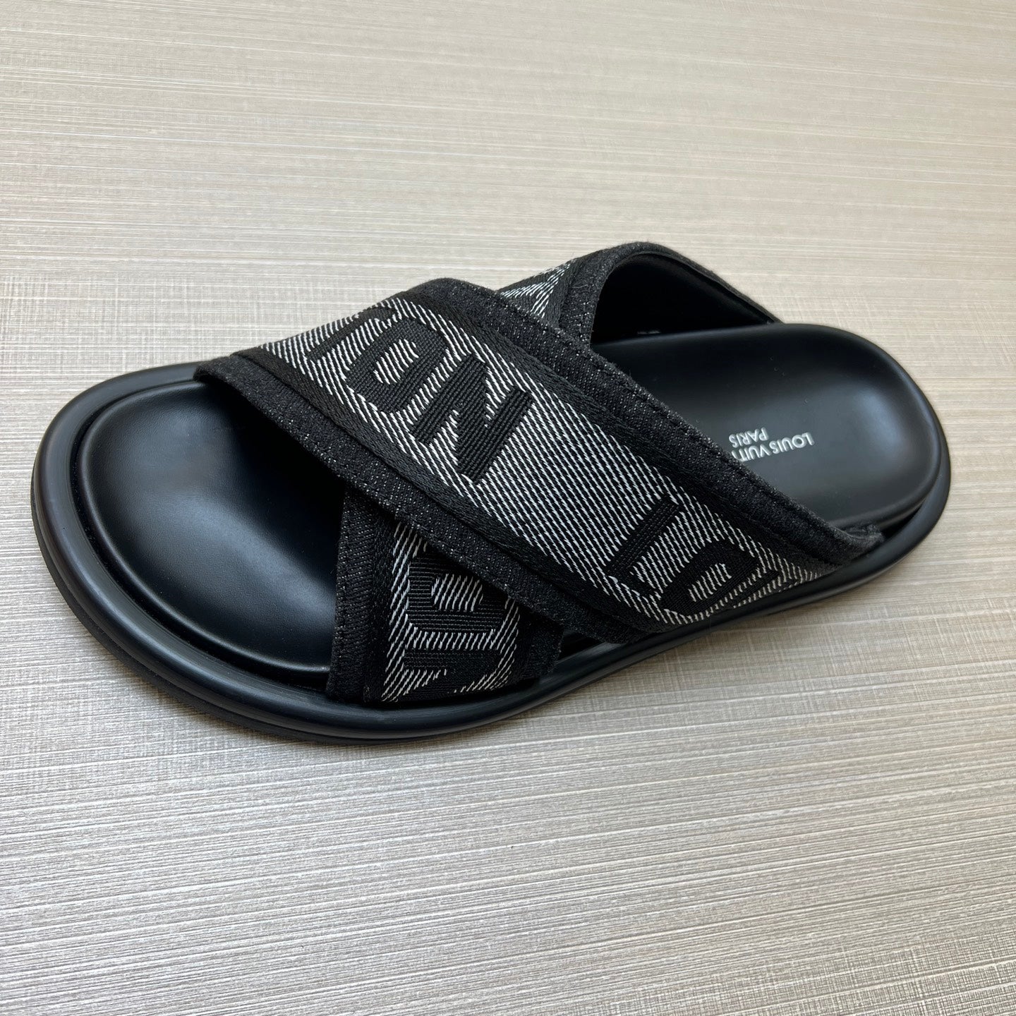 535ZE273ZDE Stylish Slippers
