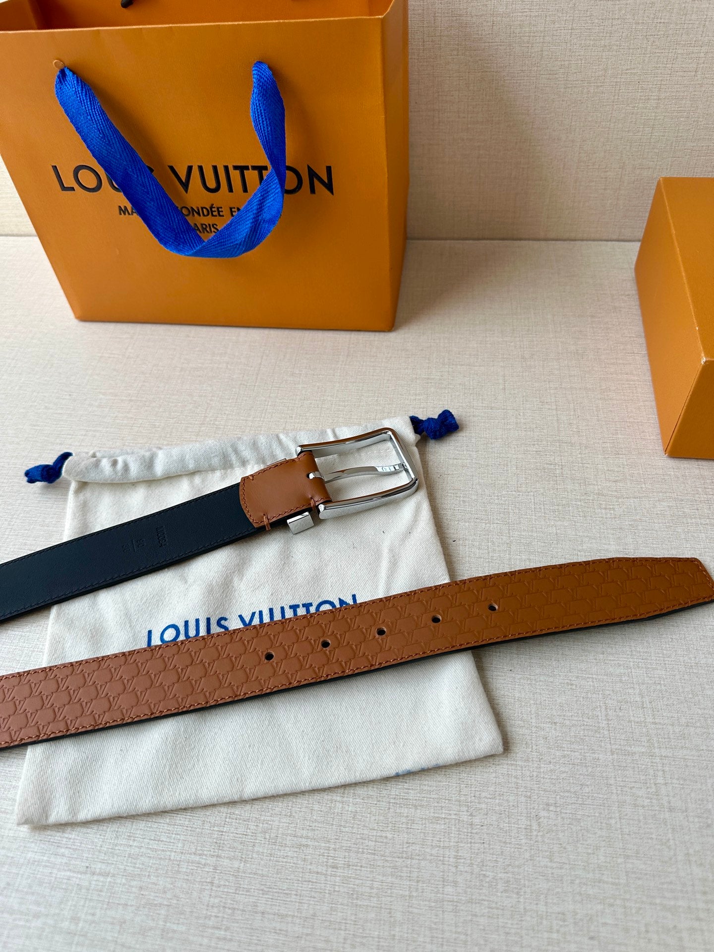 155RE222PDE Stylish  High quality belt With full package