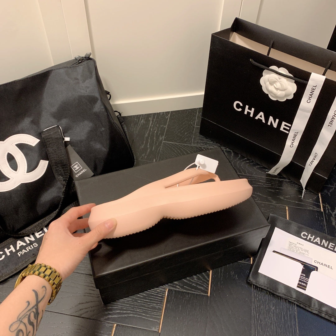 14C190ZDE Stylish Slippers