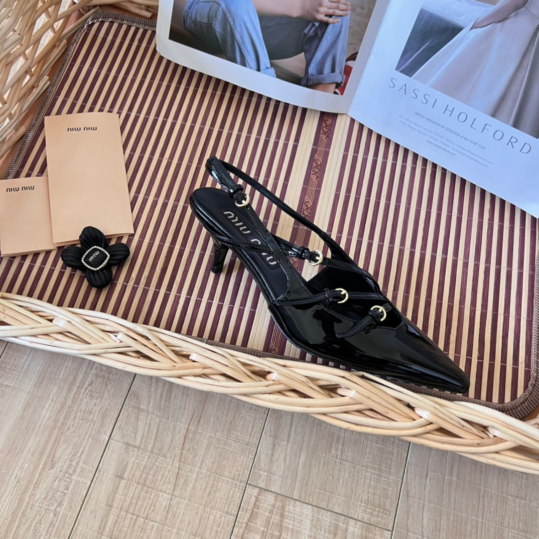 14A198ZDE Stylish High heels Heel height 5cm