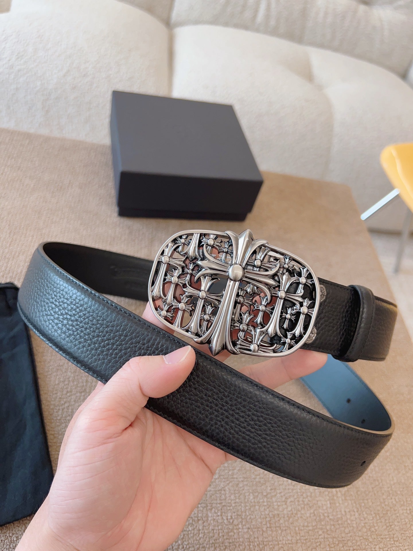 255RA14PDE Stylish  High quality belt With full package