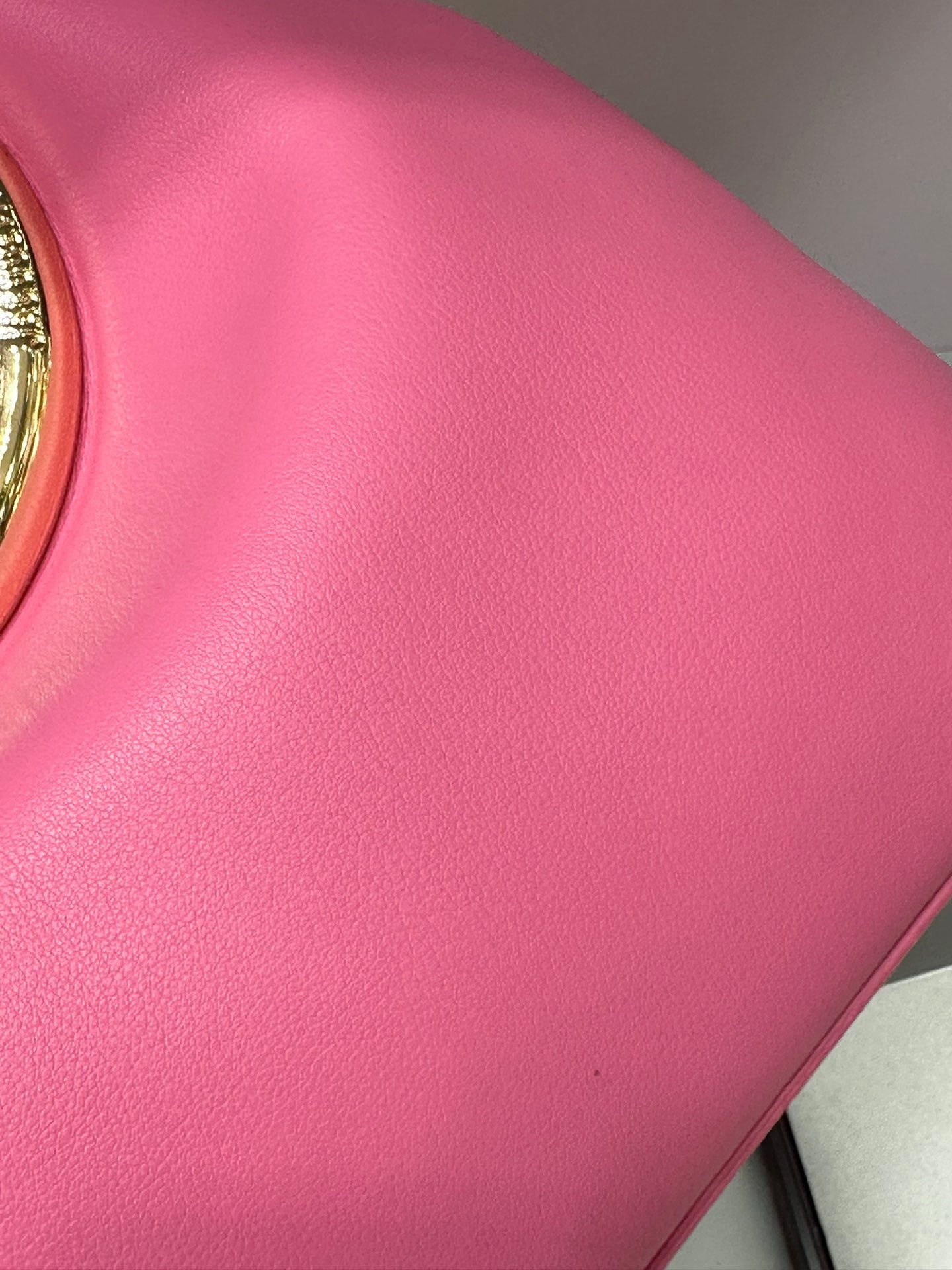 155NA12BDE Stylish leather bag