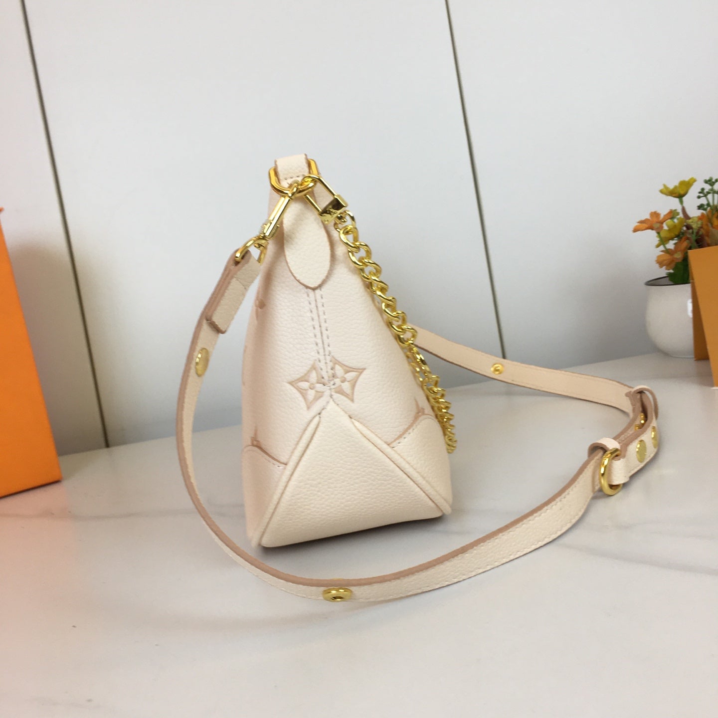 175NE7BDE Stylish leather bag