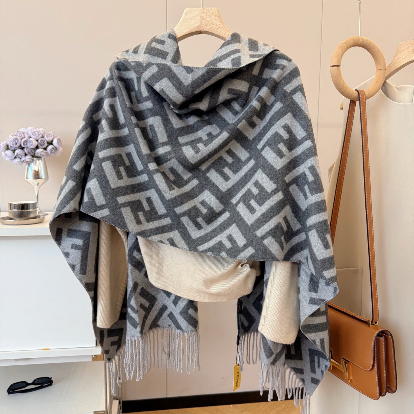 185ZF29WDE Stylish Winter Scarves