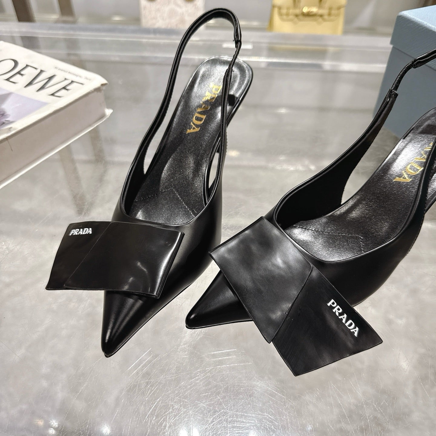 255QP41ZDE Stylish leather High heels