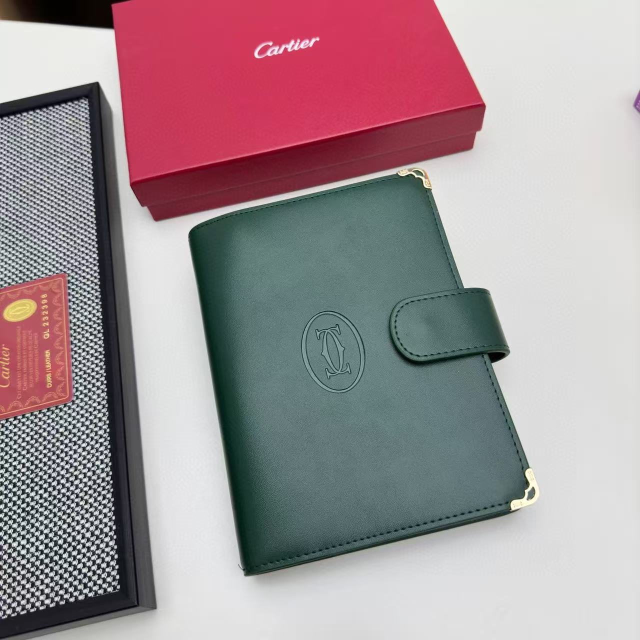 15RK21BDE Stylish leather notebook