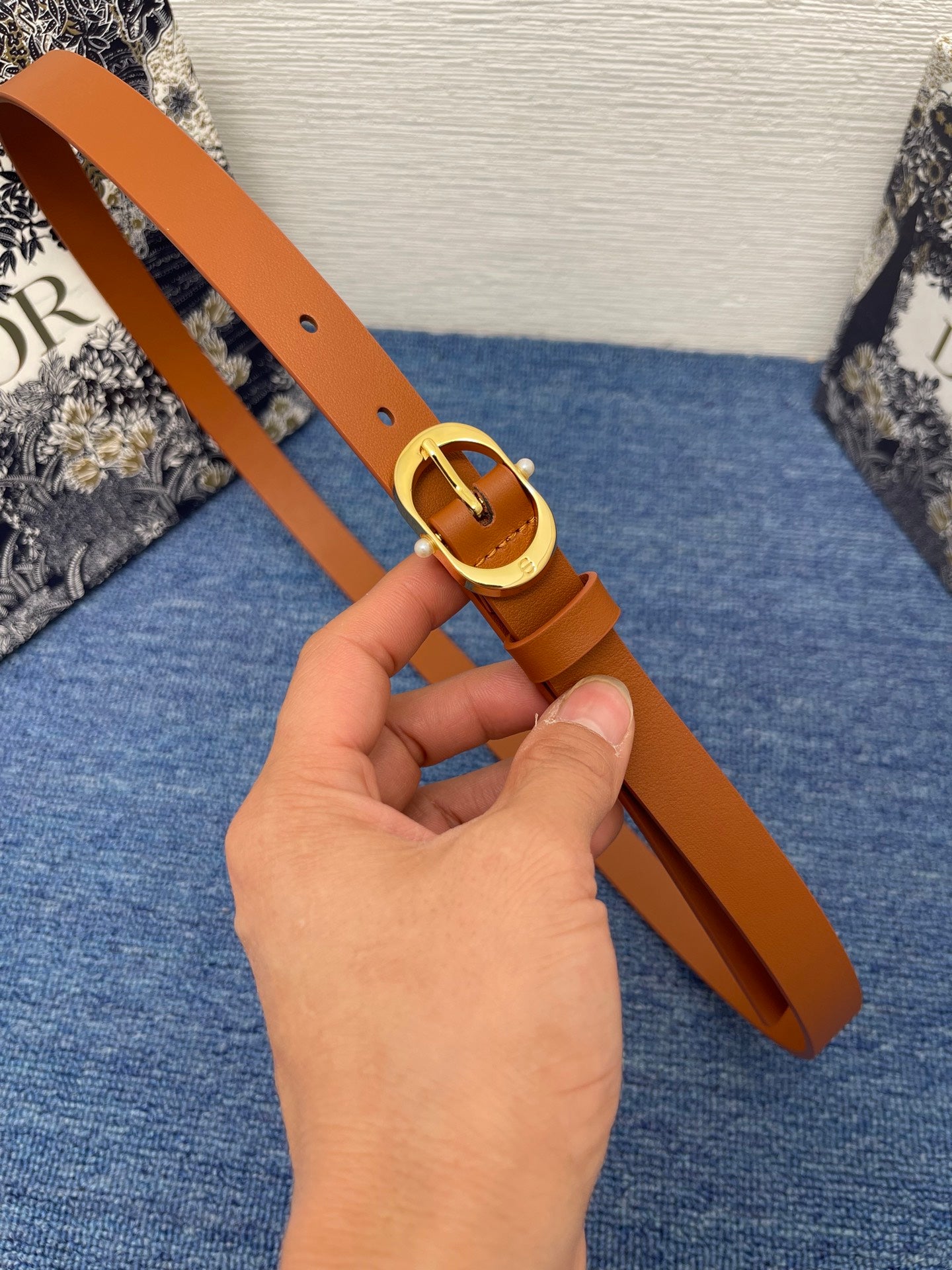 155RD204PDE Stylish  High quality belt With full package