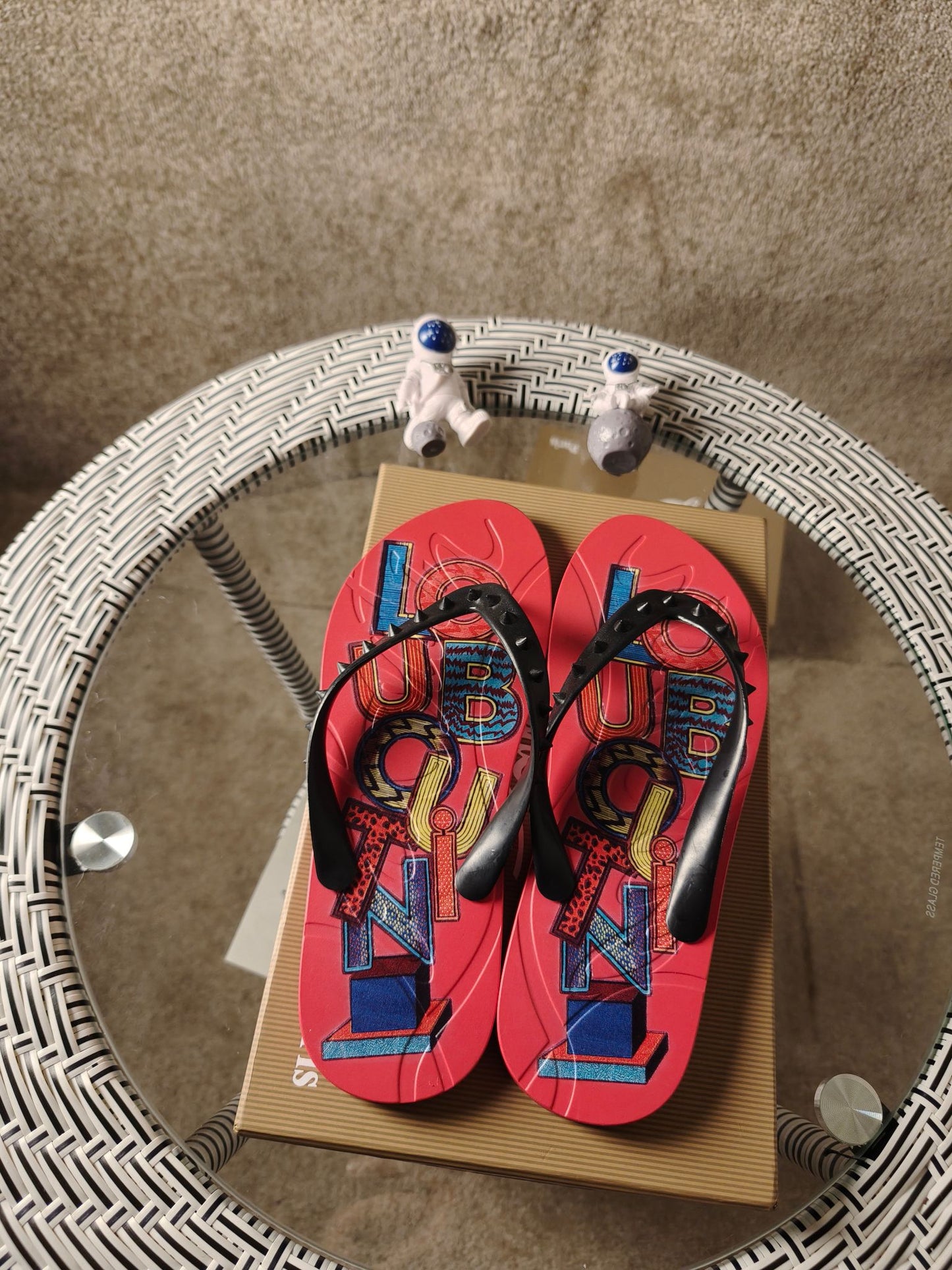 J4A12ZDE Stylish Slippers