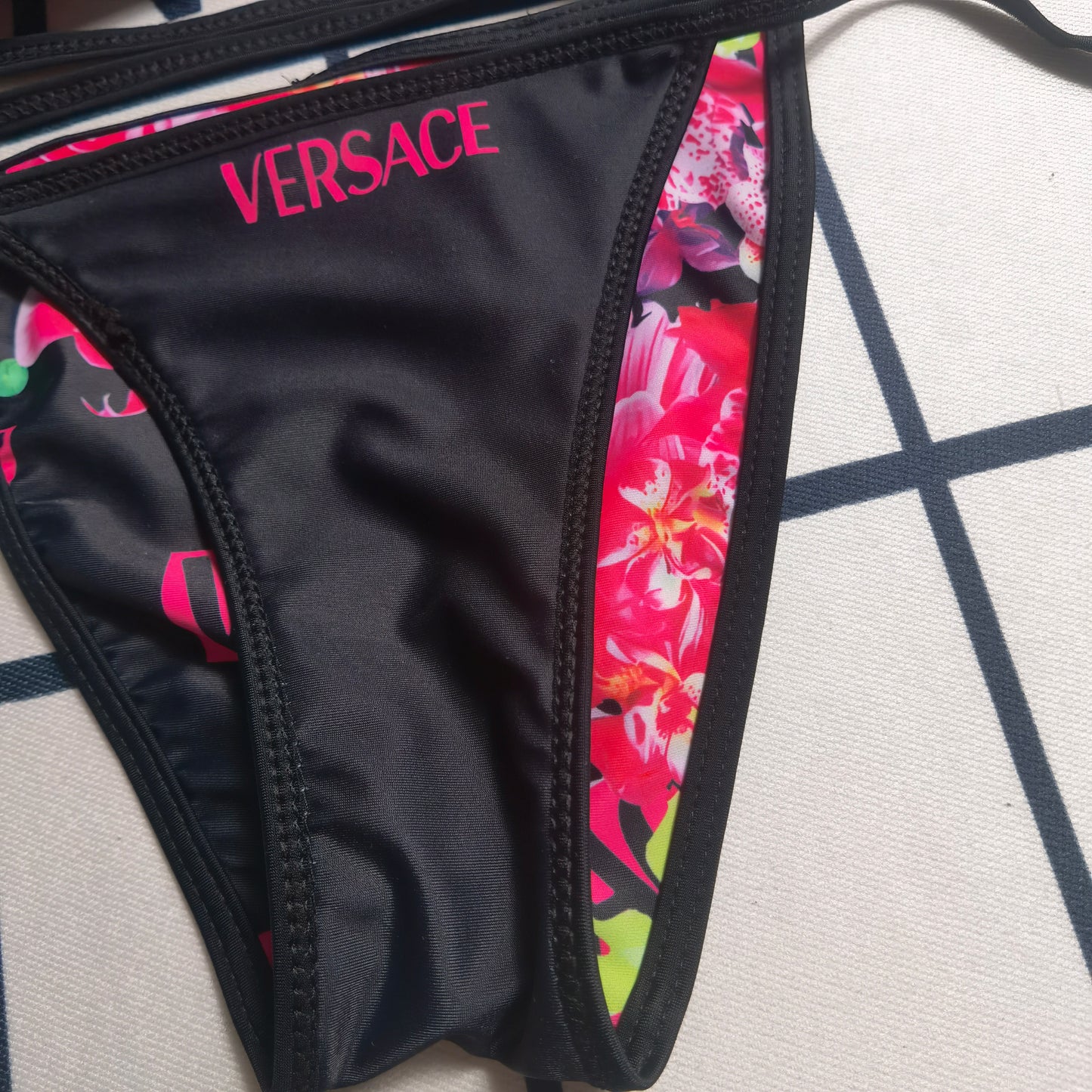 14V1YDE Stylish  Bikini swimsuit