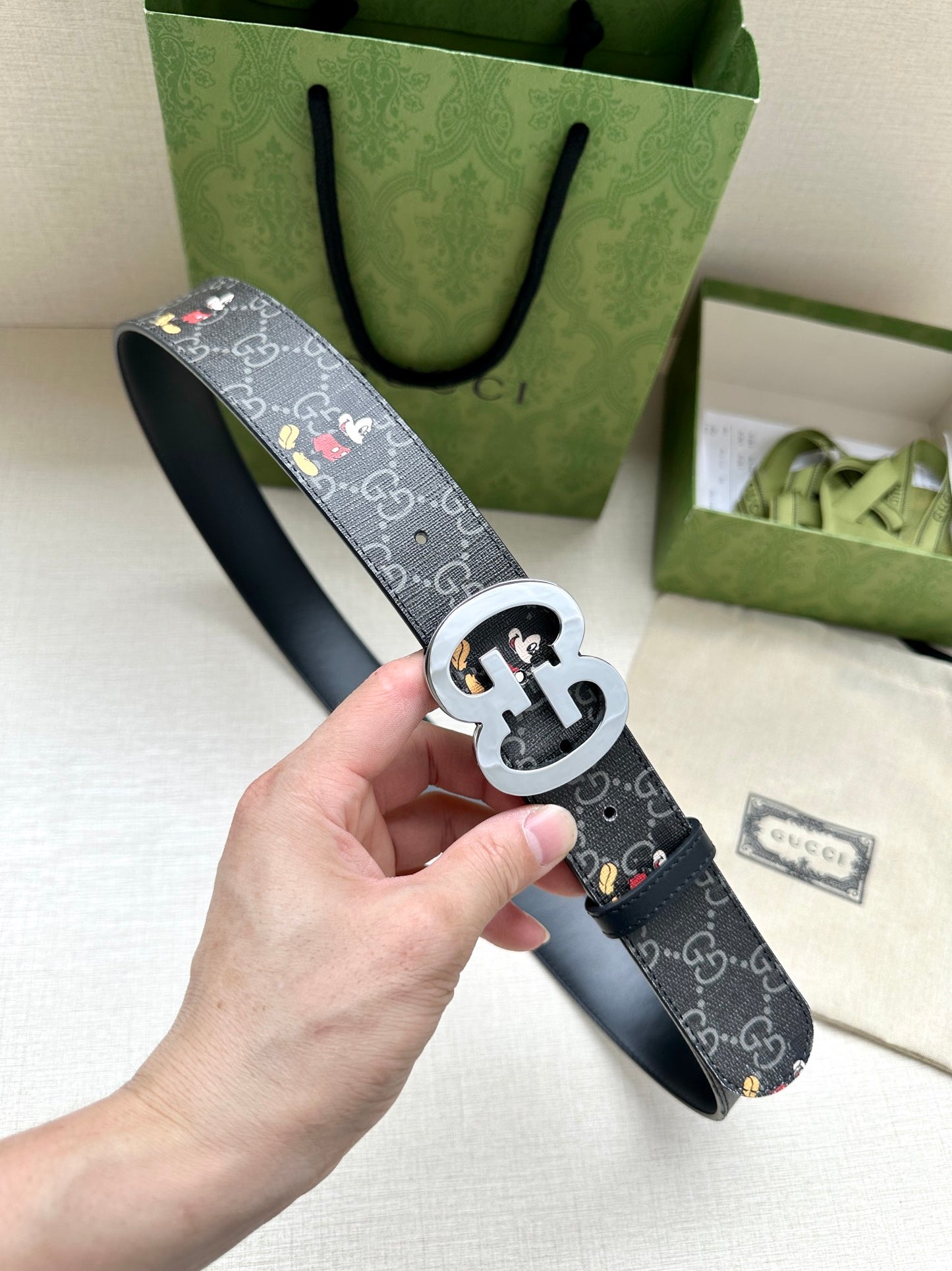 155RB229PDE Stylish  High quality belt With full package