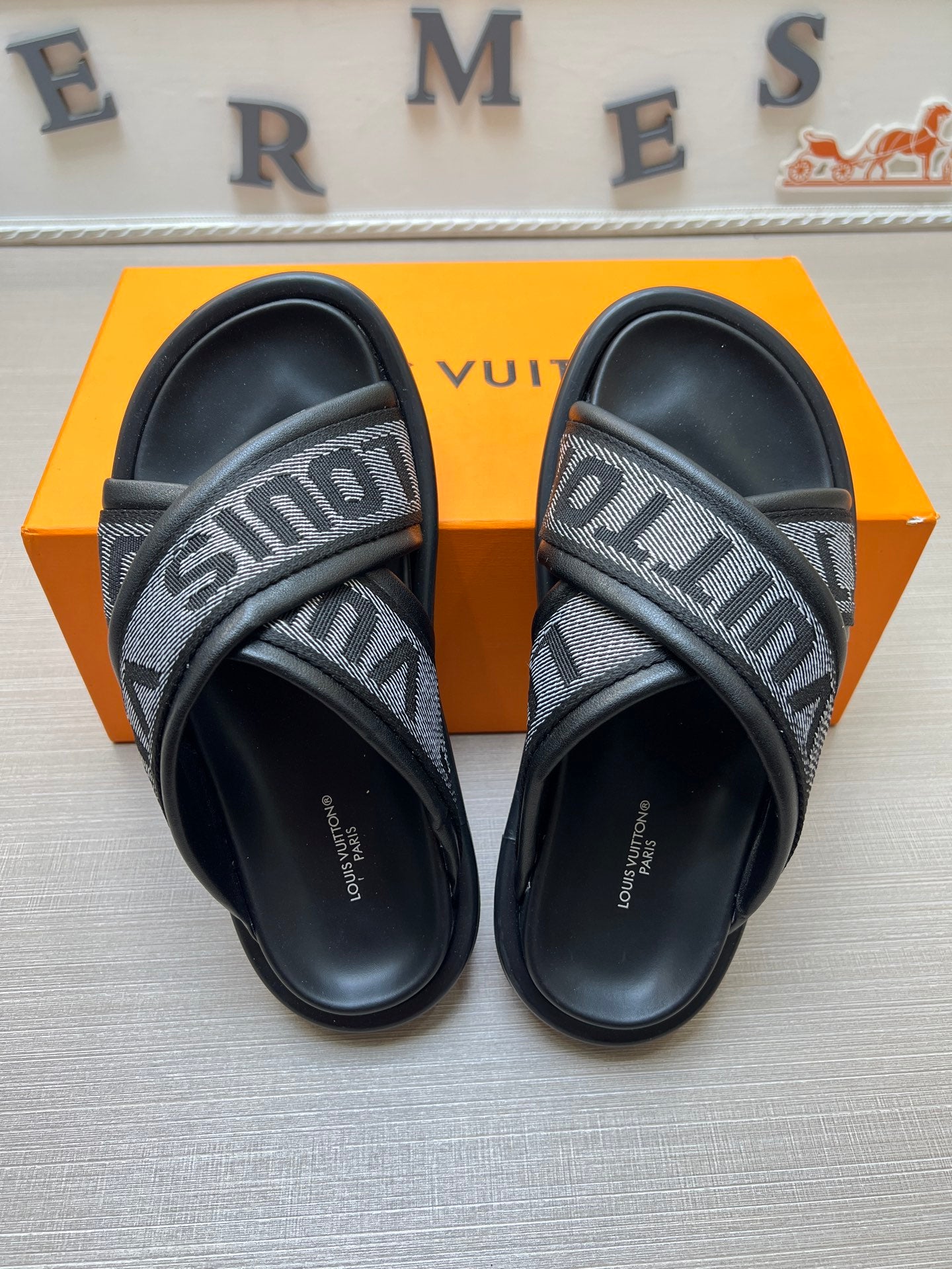 535ZE273ZDE Stylish Slippers