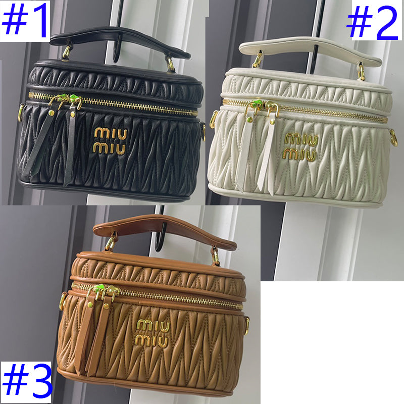 15RA102BDE Stylish leather bag