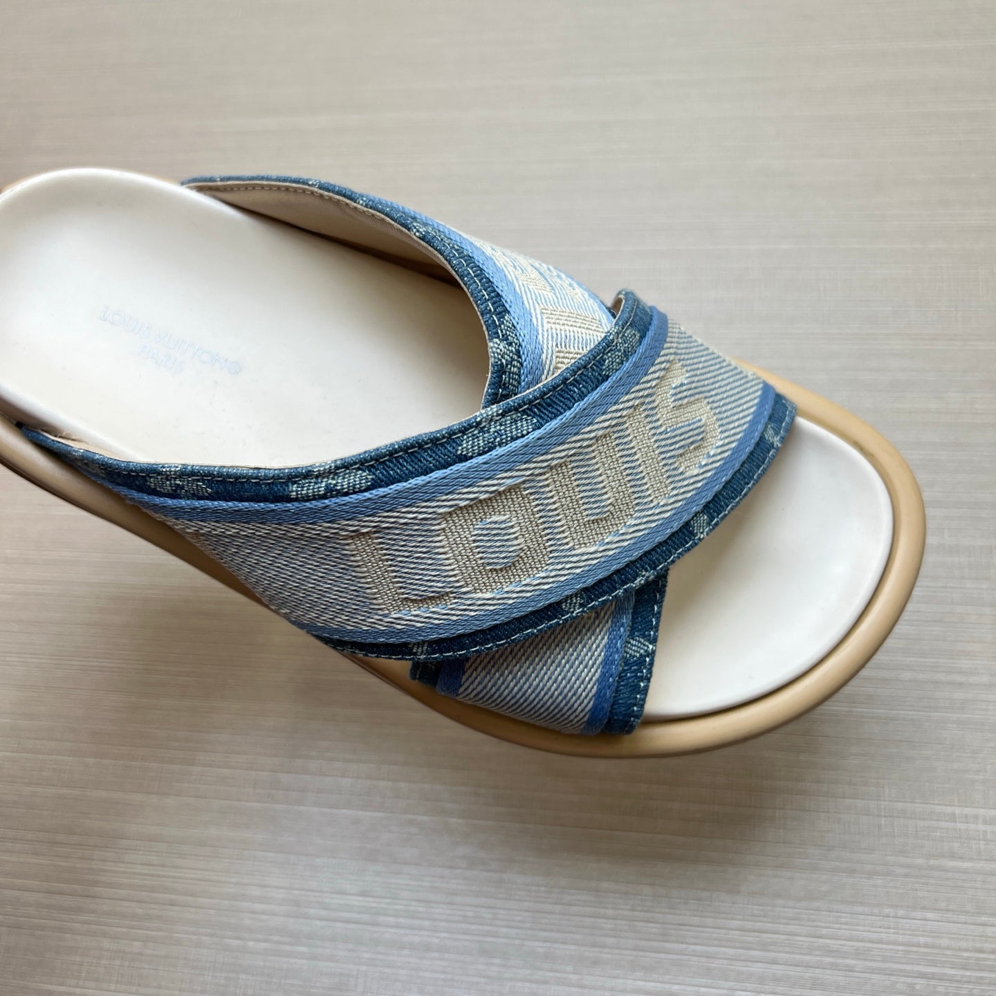 535ZE274ZDE Stylish Slippers