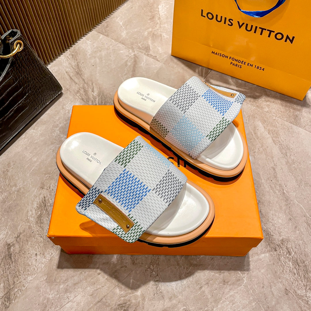 14E211ZDE Stylish Slippers