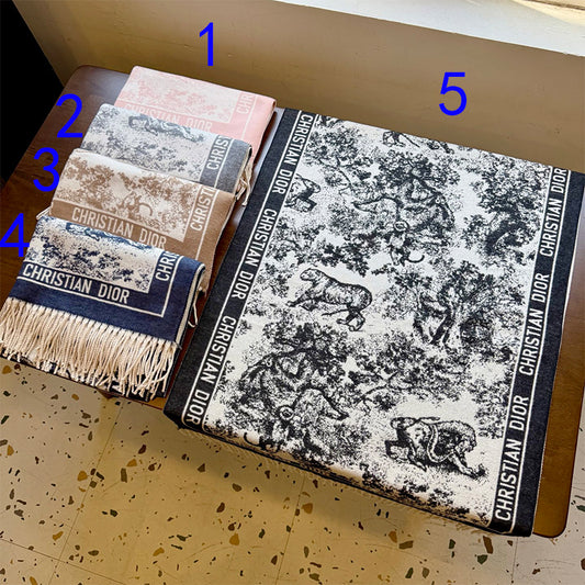 185ZD70WDE Stylish Winter Scarves