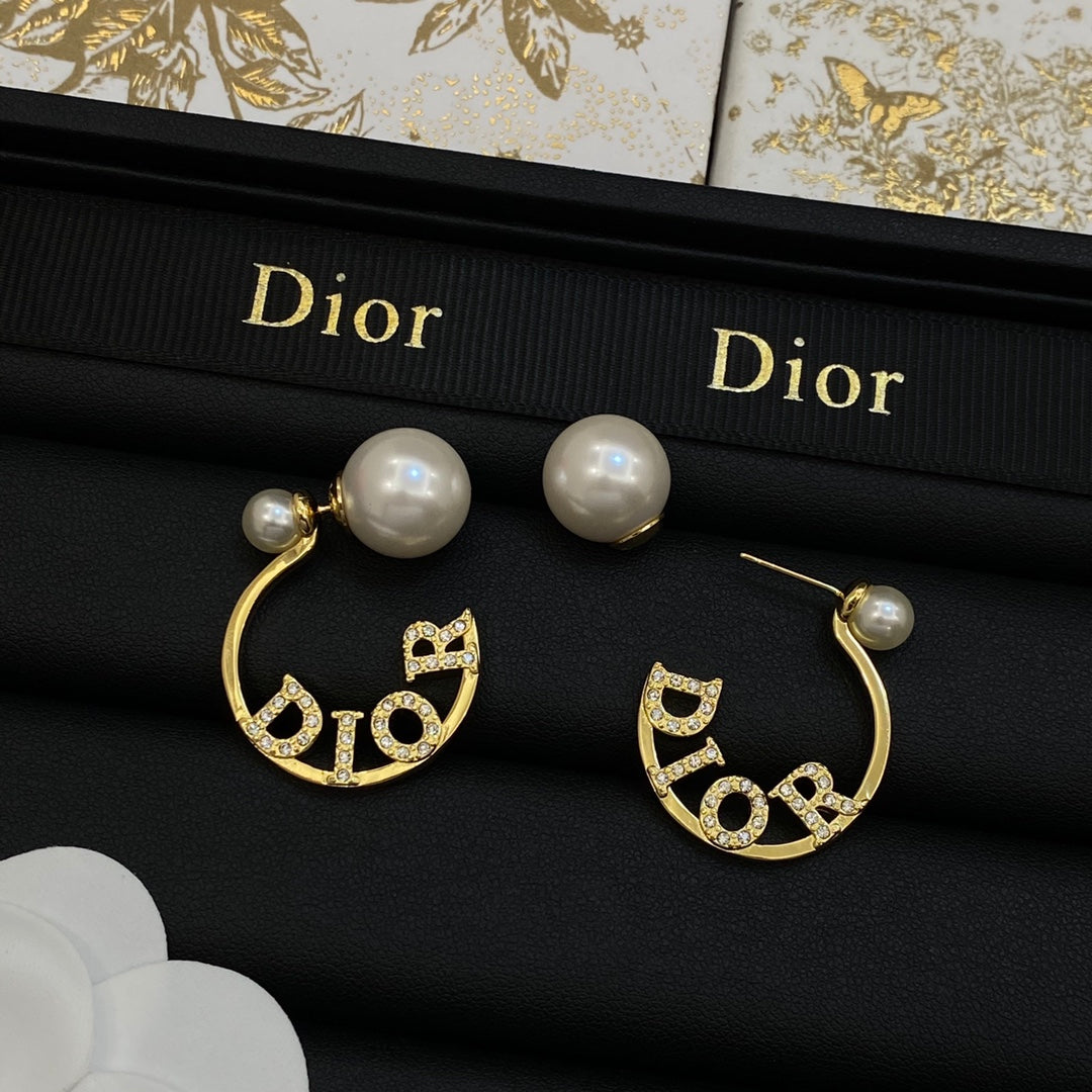 14D453EDE Stylish Earrings