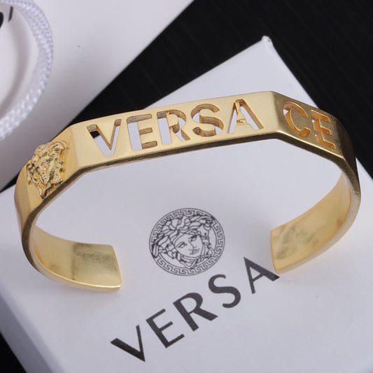 1NV68KDE Stylish bracelet