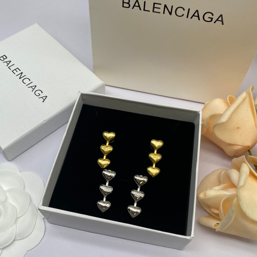 14J141EDE Stylish Earrings