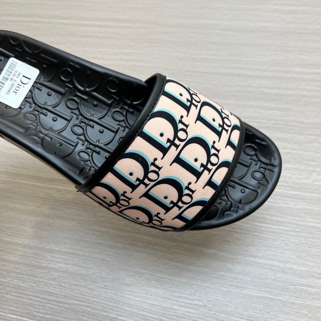 5LD214ZDE Stylish Slippers