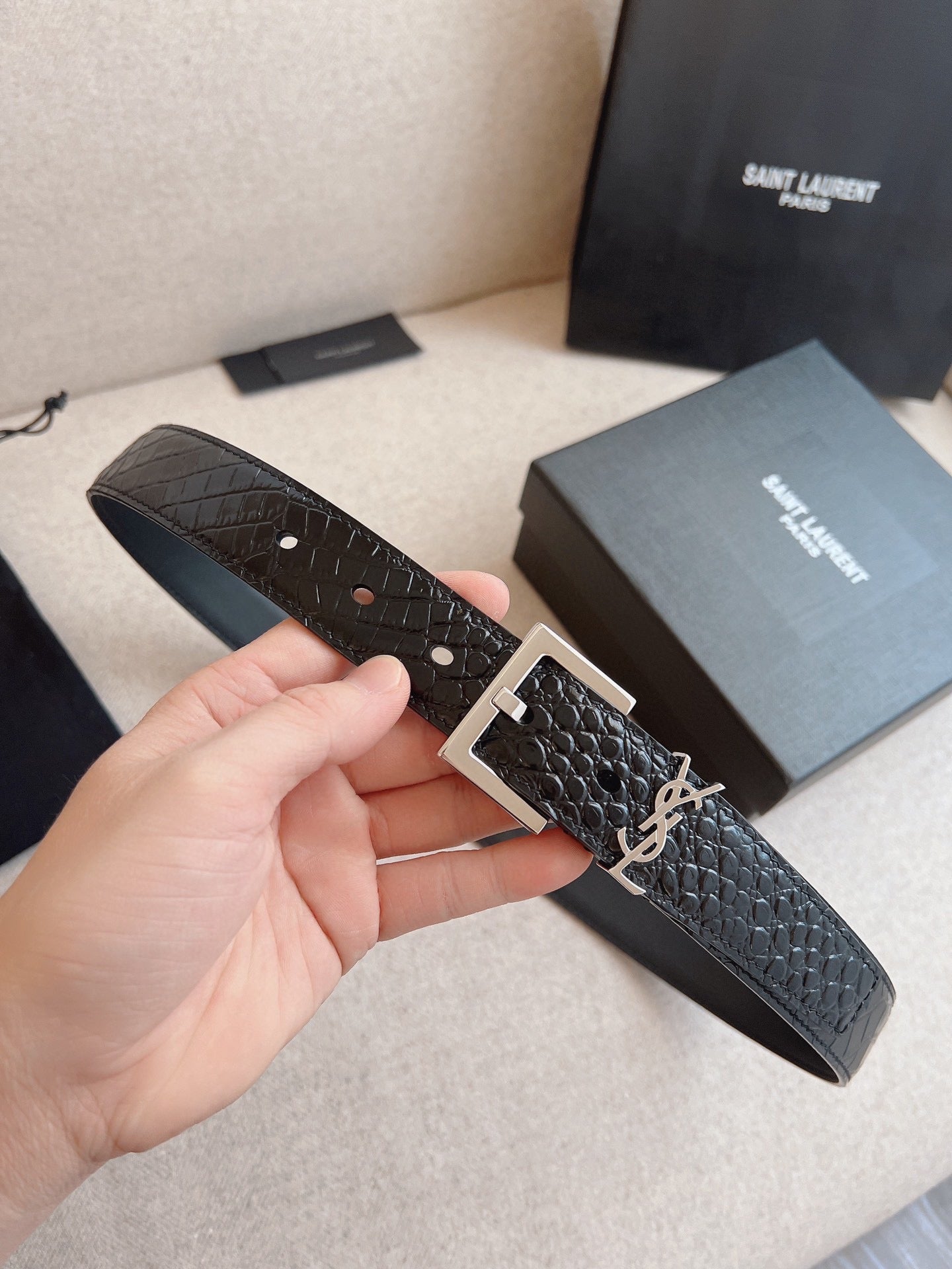 155RSL225PDE Stylish  High quality belt With full package