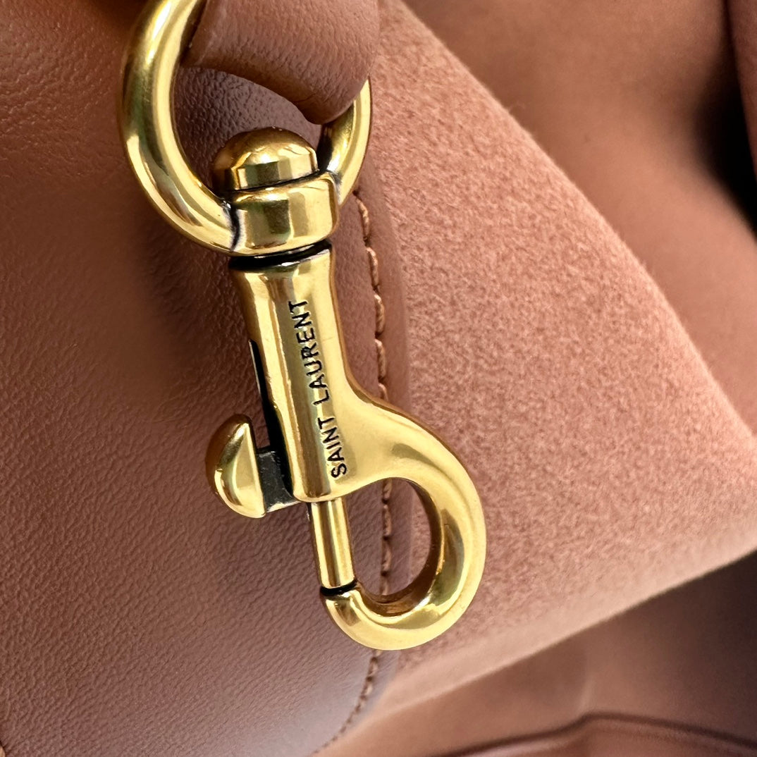 1XSL51BDE Stylish leather bag