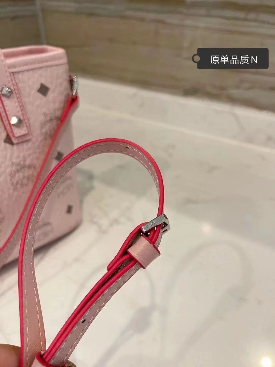 2XM333BDE Stylish leather bag 