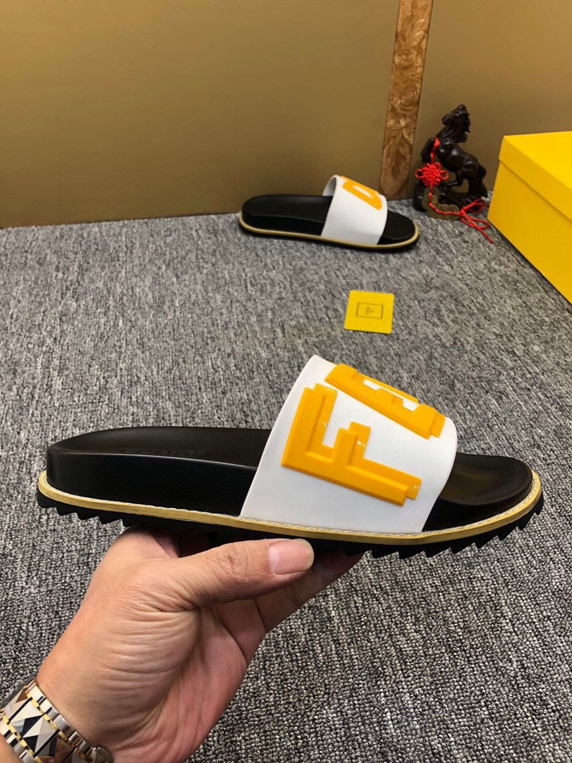 5XF106ZDE Stylish Slippers