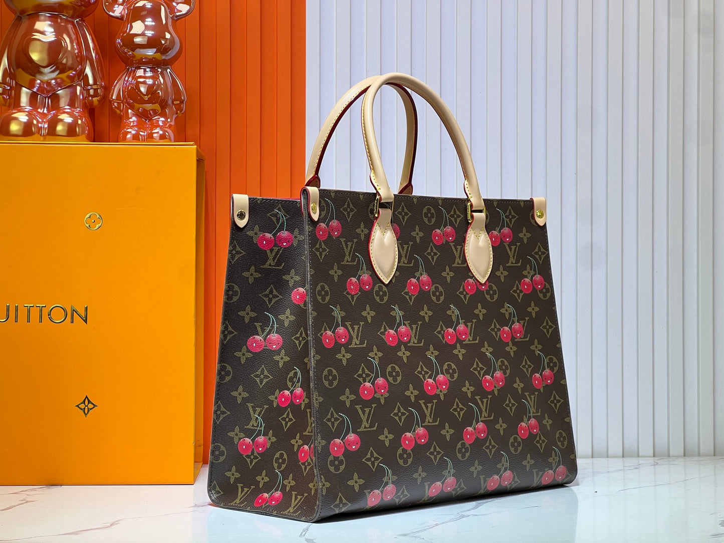 155NE14BDE Stylish leather bag