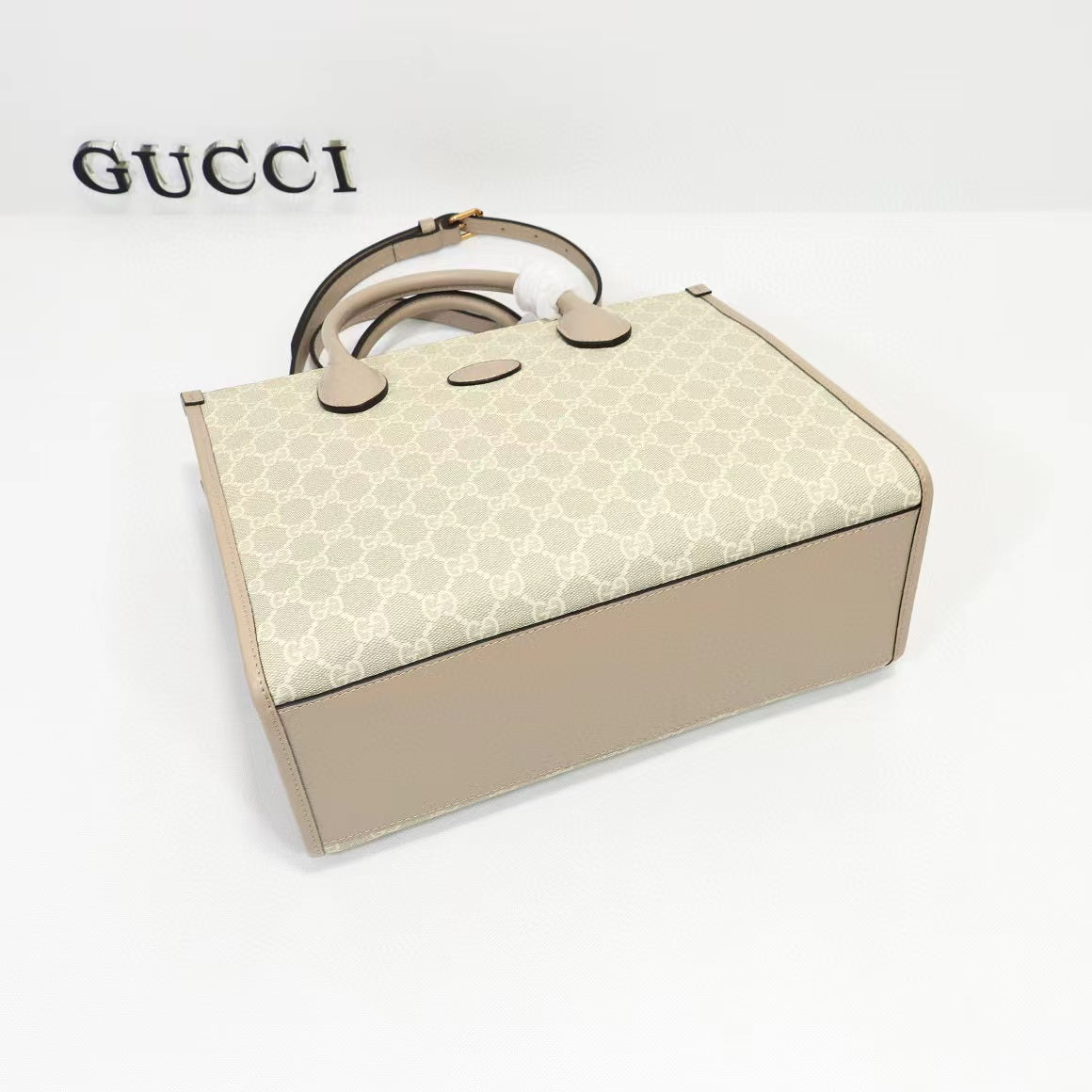 2XB116BDE Stylish leather bag 