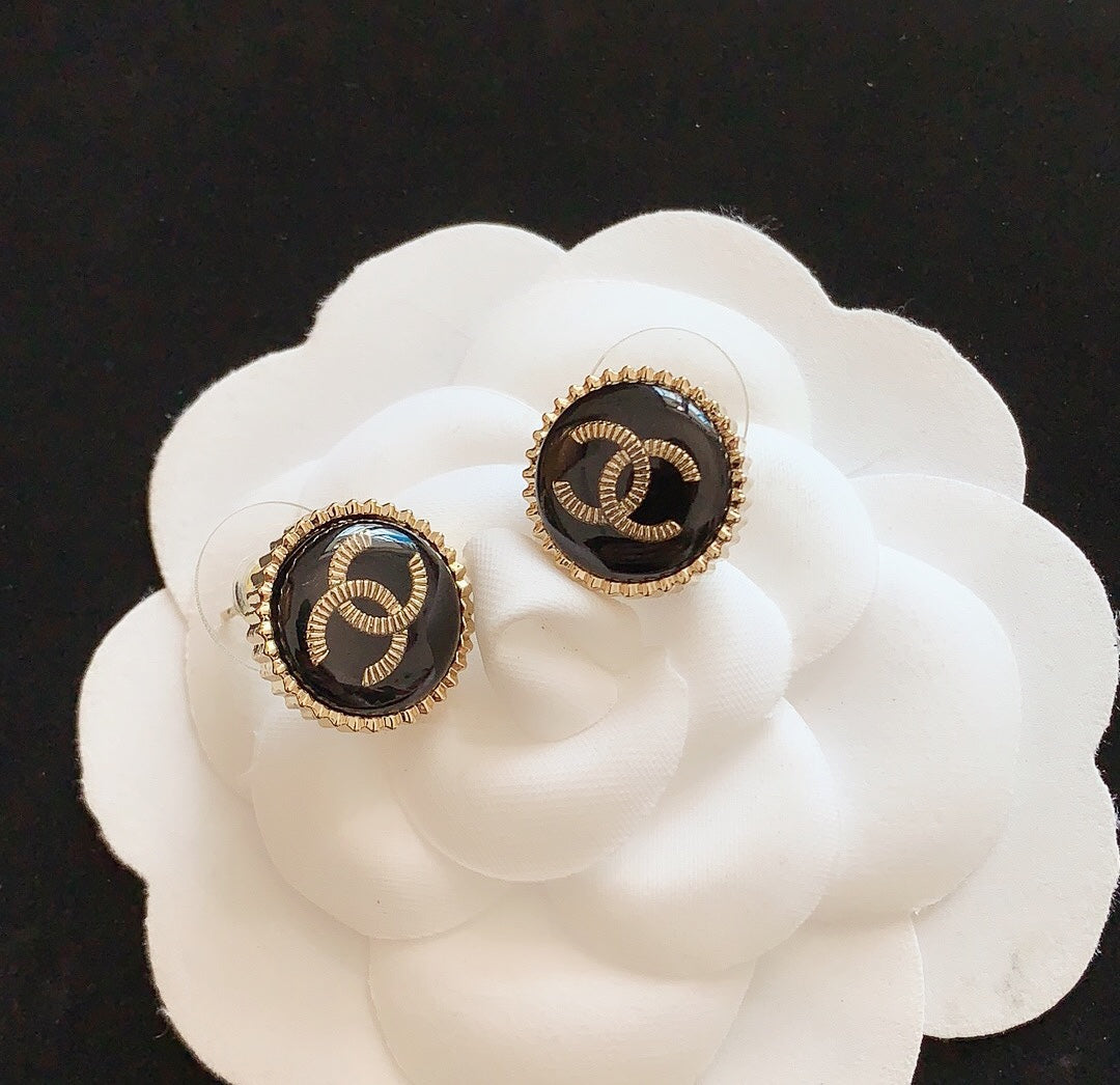 1YC153EDE Stylish Earrings