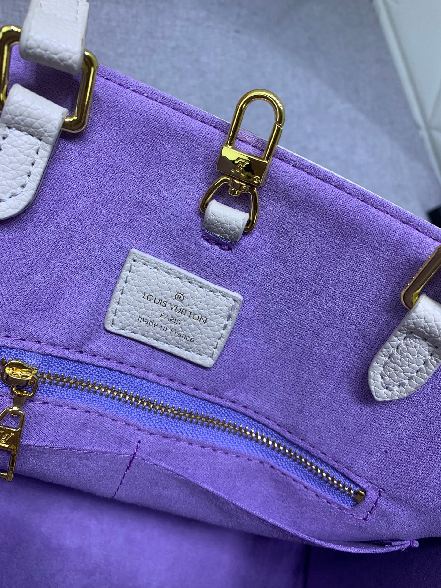 1XE279BDE Stylish leather bag 