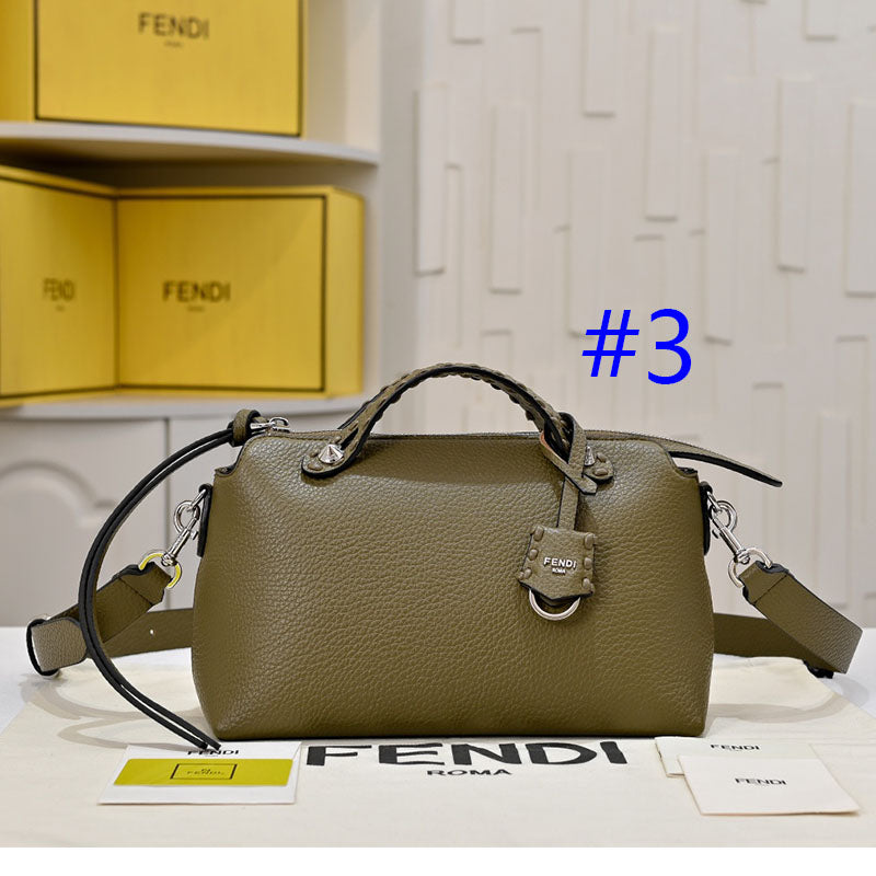 1WF109BDE Stylish leather bag