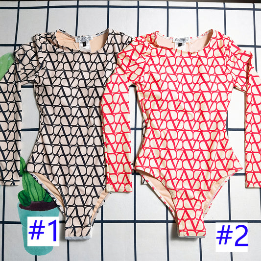 14VL2YDE Stylish Long sleeve swimsuit