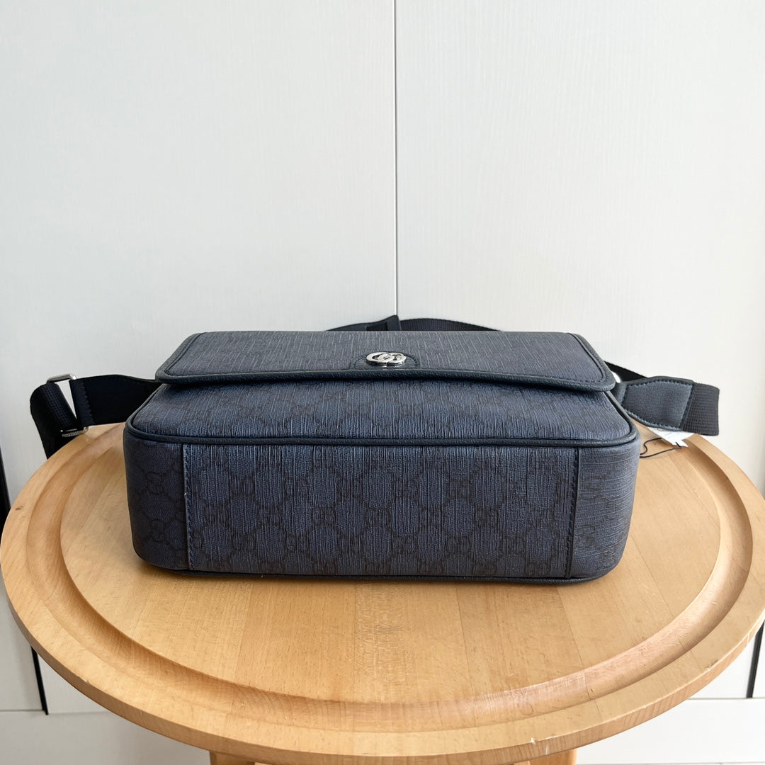 155NB50BDE Stylish leather bag