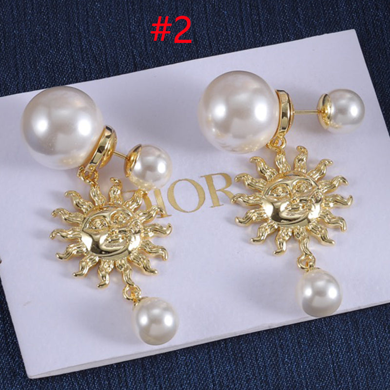 14D587EDE Stylish Earrings